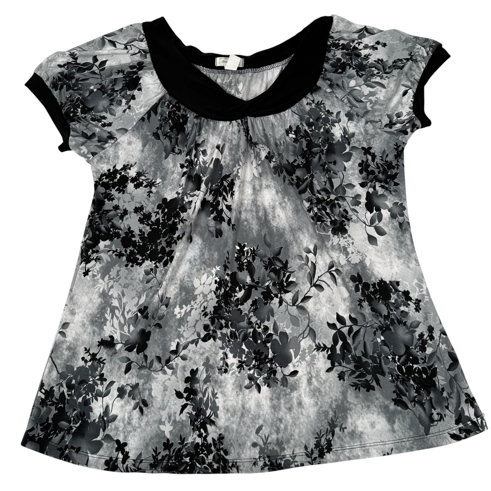 Whimsical Dark Floral Womens 2XL Short Sleeve Scoop Neck Stretch Workwear Office